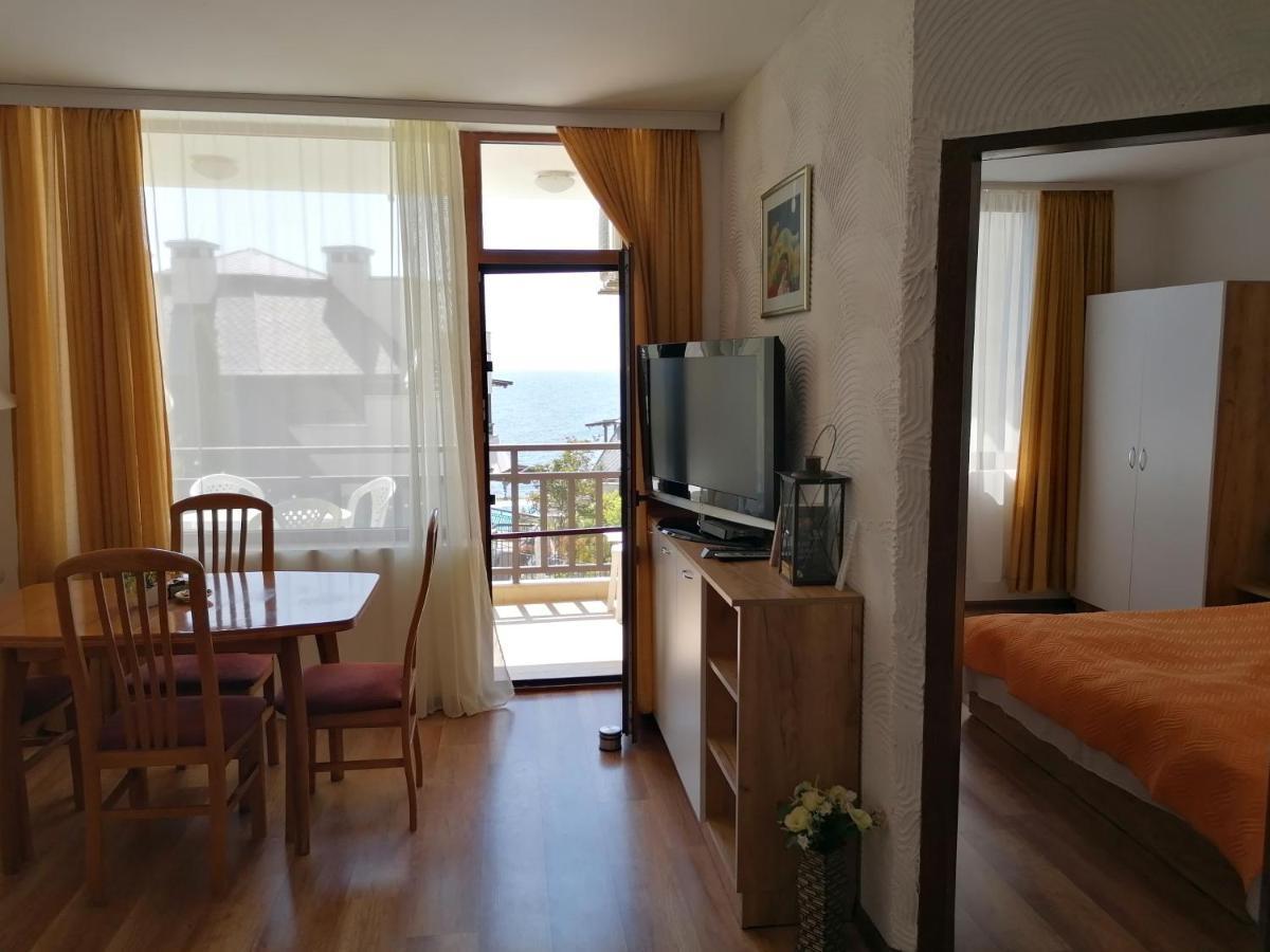 סוזופול Apartments Elinor Budjaka מראה חיצוני תמונה