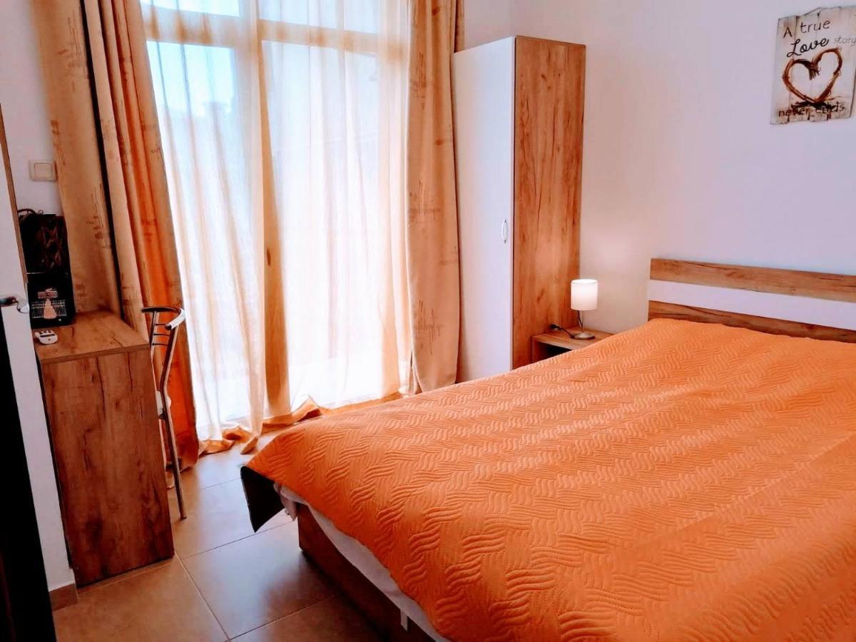 סוזופול Apartments Elinor Budjaka מראה חיצוני תמונה