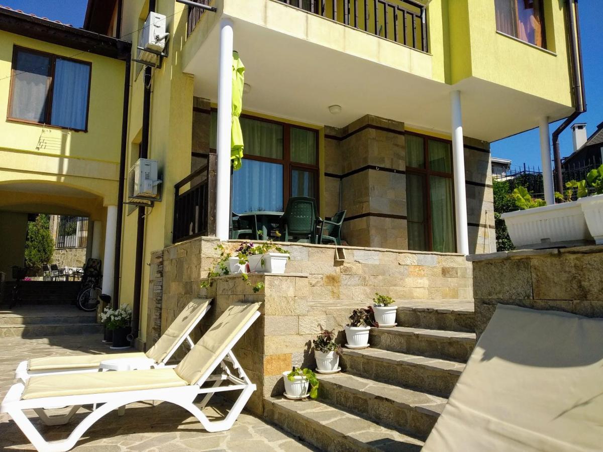 סוזופול Apartments Elinor Budjaka מראה חיצוני תמונה