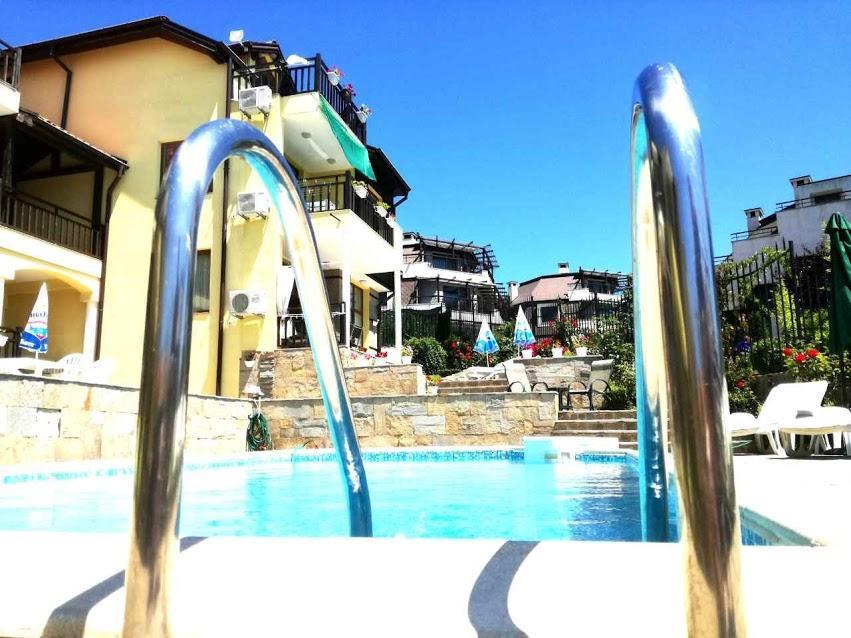 סוזופול Apartments Elinor Budjaka מראה חיצוני תמונה
