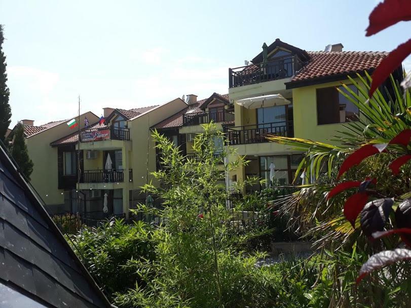 סוזופול Apartments Elinor Budjaka מראה חיצוני תמונה