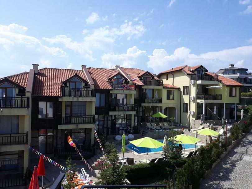 סוזופול Apartments Elinor Budjaka מראה חיצוני תמונה